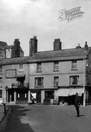 Market Tavern And Evans' Chemist, Agincourt Square 1914, Monmouth