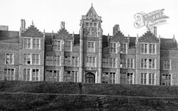 School For Girls 1936, Monmouth