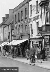 Shopping On Monnow Street c.1955, Monmouth