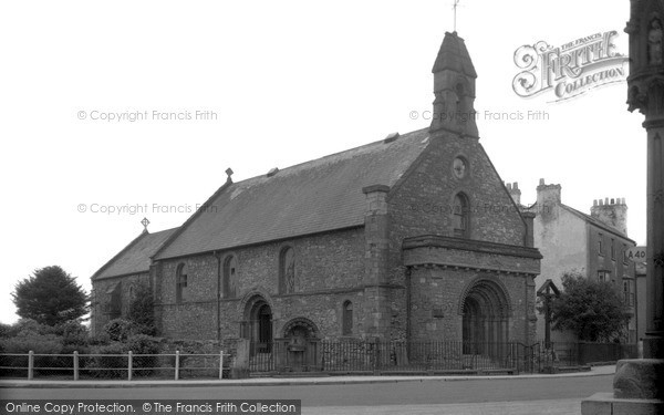 Photo of Monmouth, St Thomas's Church 1939