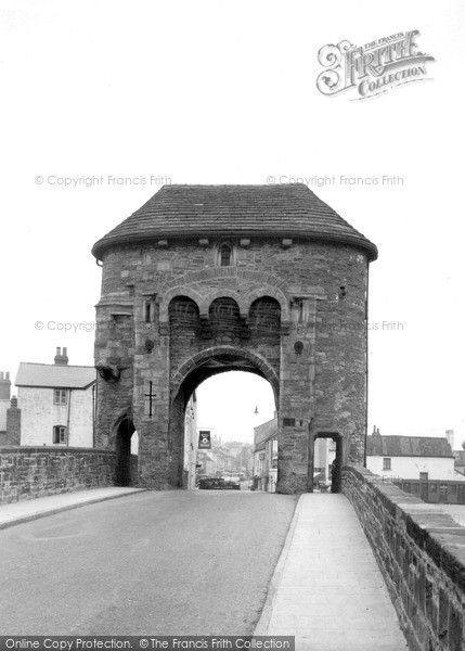 Photo of Monmouth, The Old Gate 1939