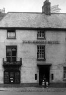 The Punch House Hotel 1931, Monmouth