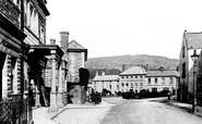 The Square 1893, Monmouth