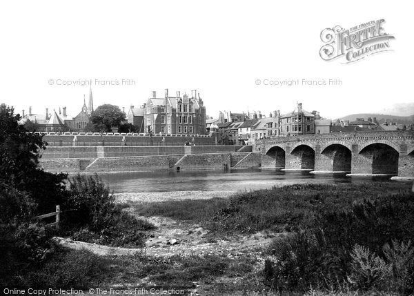 Photo of Monmouth, Wye Bridge 1896