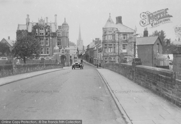 Photo of Monmouth, Wye Bridge 1931