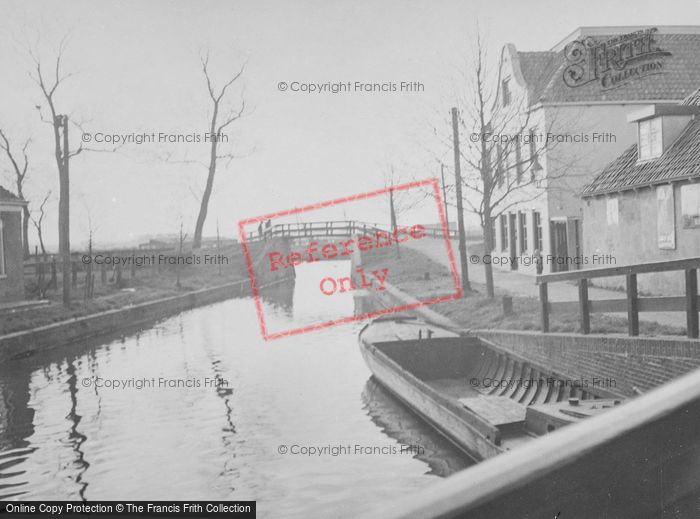 Photo of Monnickendam, Bridge c.1938