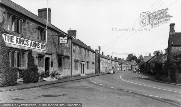 Photo of Montacute, The King's Arms c.1960