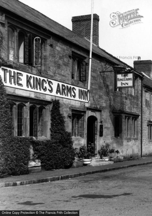 Photo of Montacute, The King's Arms c.1960