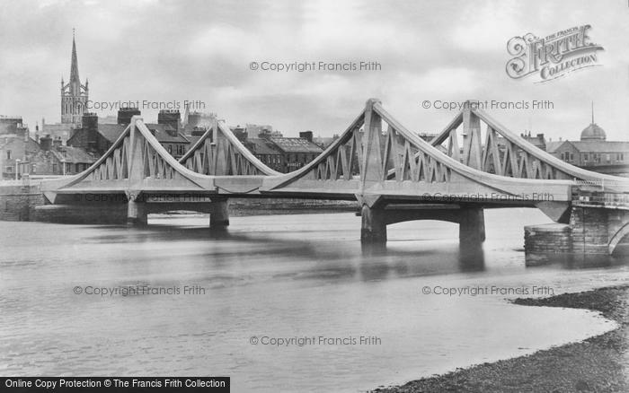 Photo of Montrose, Suspension Bridge c.1935
