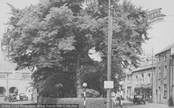 Photo of Moreton In Marsh, Oxford Street And Redesdale Hall c.1955