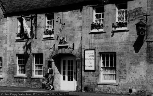 Photo of Moreton In Marsh, The White Hart Hotel c.1960