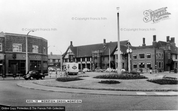 Photo of Moreton, Moreton Cross c.1960