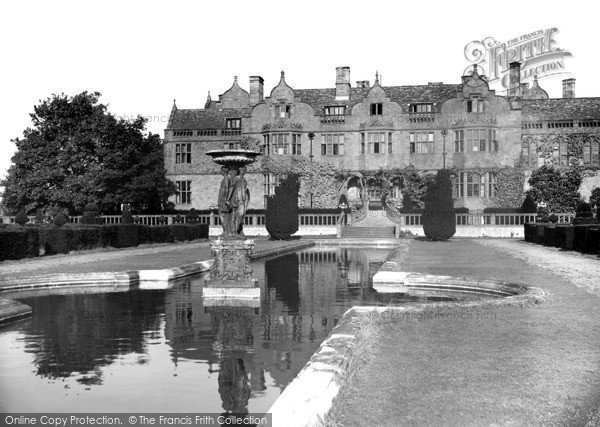 Photo of Moreton Paddox, The Fountain c.1955