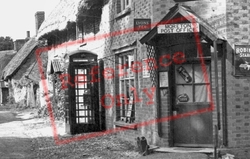 The Post Office c.1955, Moreton