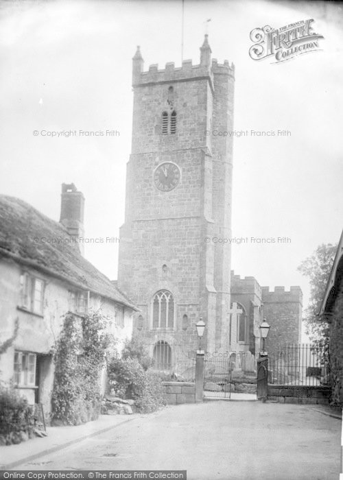 Photo of Moretonhampstead, Green Hill And Church 1924