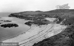 Borthwen And Headland c.1933, Morfa Nefyn