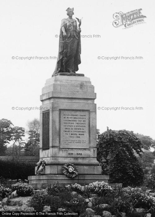 Photo of Morriston, Park, The War Memorial c.1955
