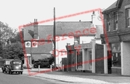 Mortimer Common, West End Road c.1955, Mortimer