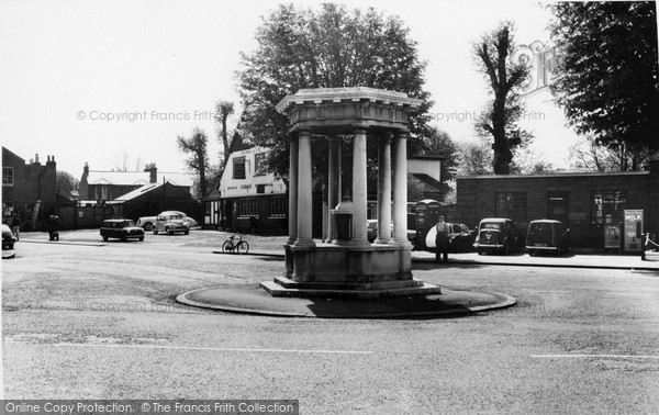 Photo of Mottingham, The Memorial c.1960