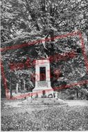 War Memorial c.1955, Mountain Ash