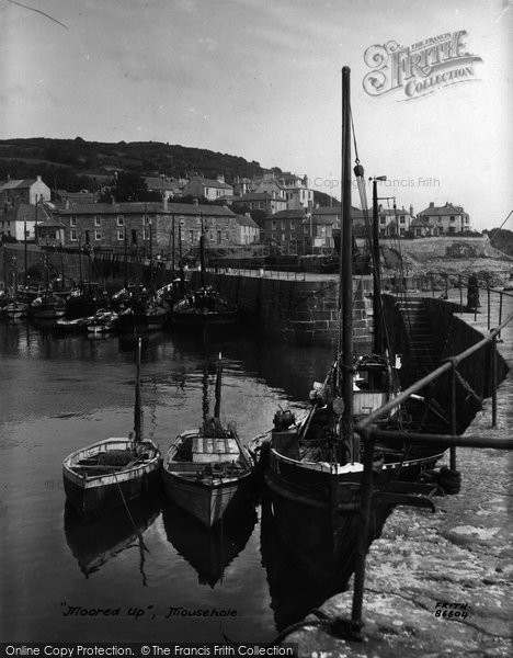 Photo of Mousehole, Harbour 1935