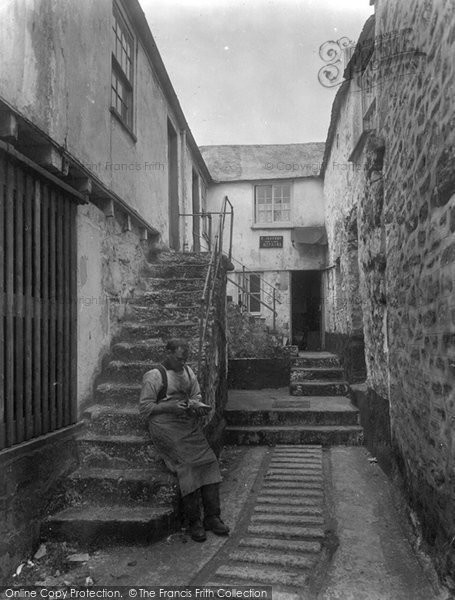 Photo of Mousehole, Jeffery Yard, A Shoemaker 1931