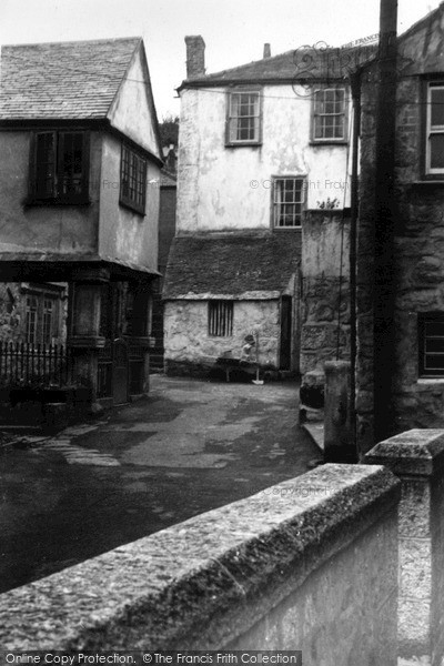 Photo of Mousehole, Keigwin Arms c.1955