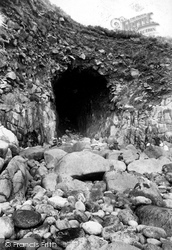 The Cave 1908, Mousehole
