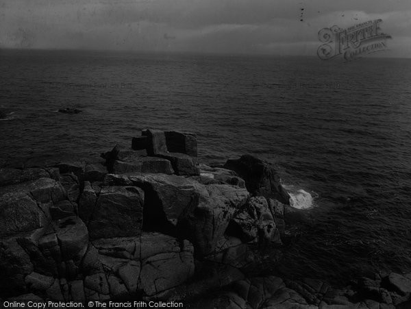 Photo of Mousehole, Wesleys Pulpit Rock 1927