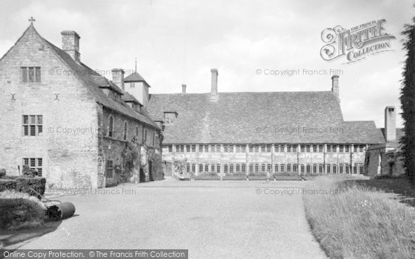 Photo of Much Wenlock, Abbey c.1955
