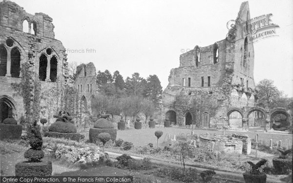 Photo of Much Wenlock, Abbey Ruins c.1935