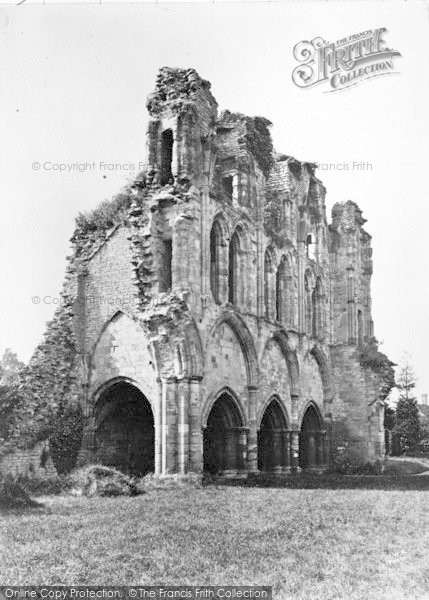 Photo of Much Wenlock, The Abbey c.1935