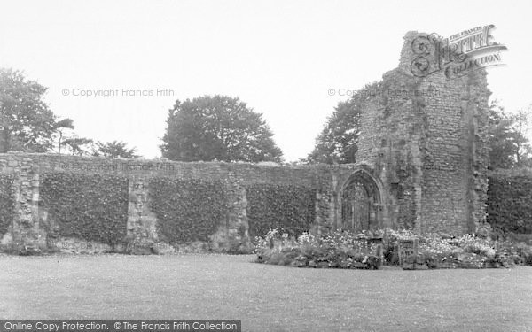 Photo of Much Wenlock, The Lavabo, Wenlock Abbey c.1955