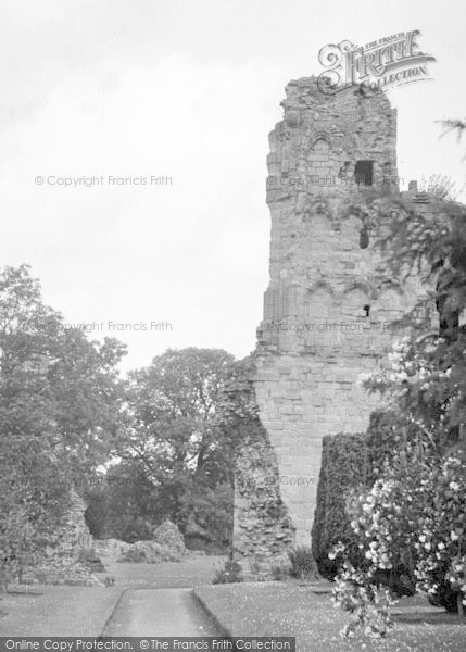 Photo of Much Wenlock, Wenlock Abbey c.1955