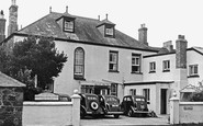 Mullion, Mounts Bay Hotel c1955