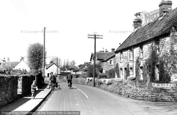Photo of Mundesley, Cliff Road 1921
