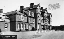 The Grand Hotel 1921, Mundesley