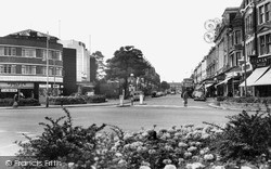 Fortis Green Roundabout c.1965, Muswell Hill