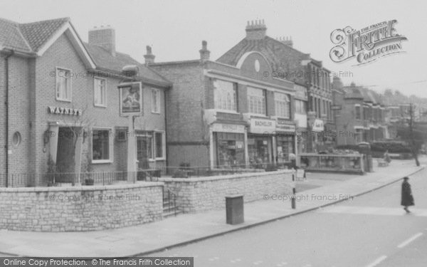 Photo of Muswell Hill, The Minstrel Boy c.1960
