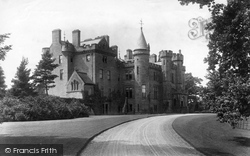Culdees Castle 1899, Muthill