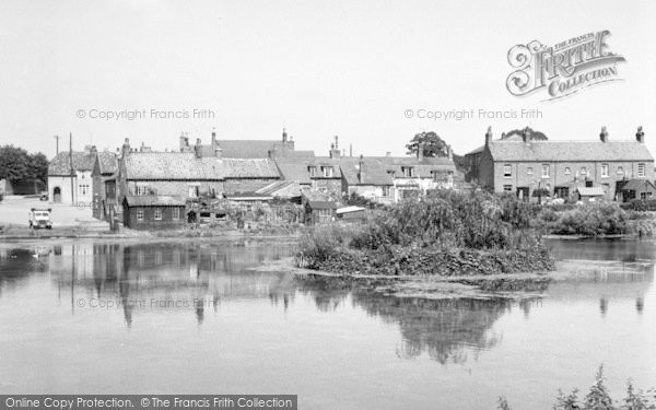 Photo of Nafferton, The Pond c.1960