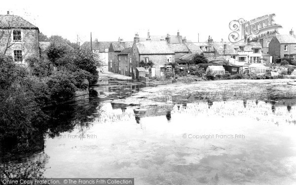 Photo of Nafferton, The Pond c.1965