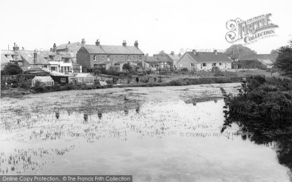 Photo of Nafferton, The Pond c.1965