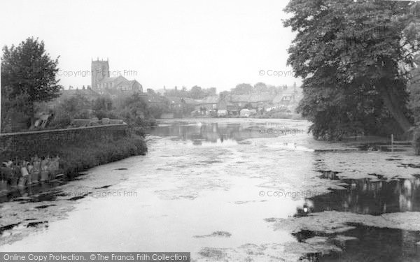 Photo of Nafferton, The Pond c.1965
