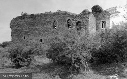 Rait Castle 1952, Nairn