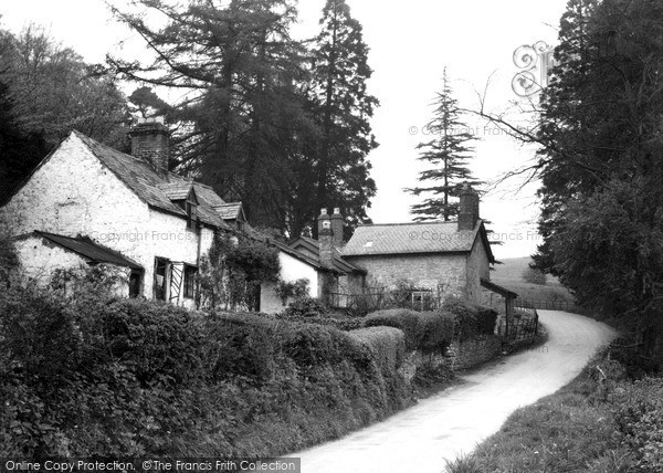 Photo of Nant Alyn, The Lane c.1935