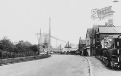 Cardiff Road c.1960, Nantgarw