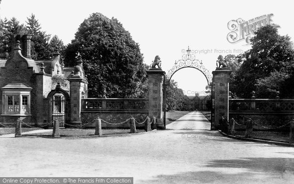Photo of Nantwich, Entrance Gates To Dorfold Hall 1898