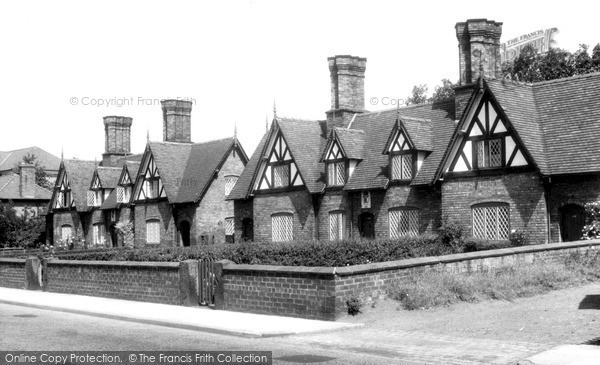 Photo of Nantwich, Welsh Row, Tollemache Almshouses c.1960