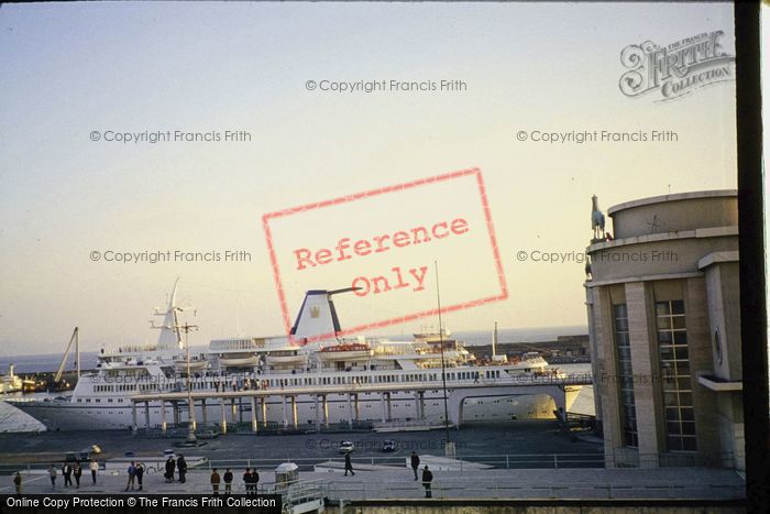Photo of Naples, The Port 1982